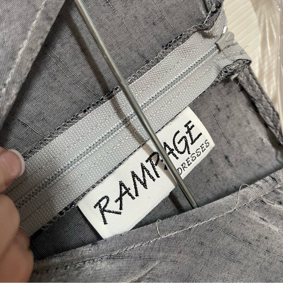 RAMPAGE DRESSES Silver Short Sleeve Drop waist Ruffle Dress Size 5/6 - Picture 6 of 9